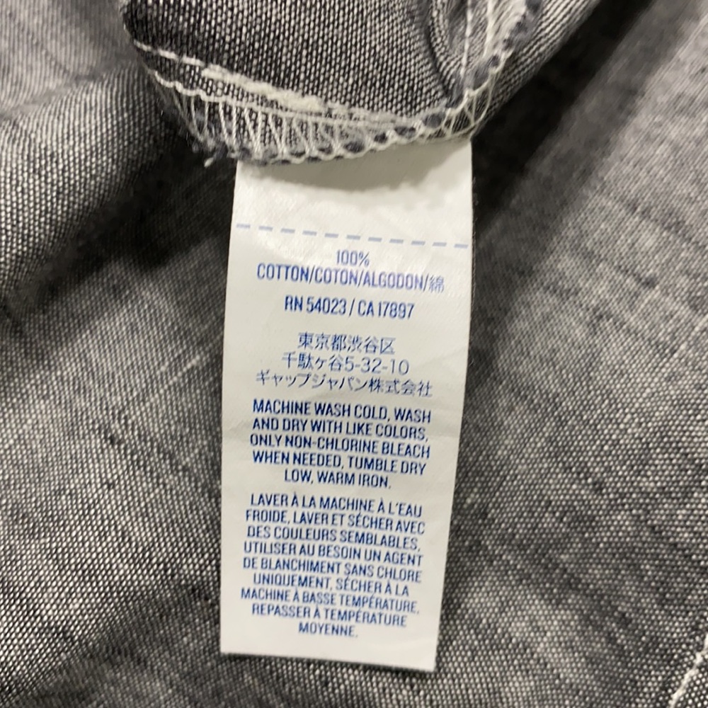 Old Navy- Button Down Top - Picture 4 of 4